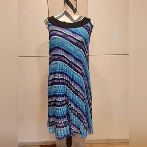 Sleeveless Dress Size 12 Essentials by Milano
